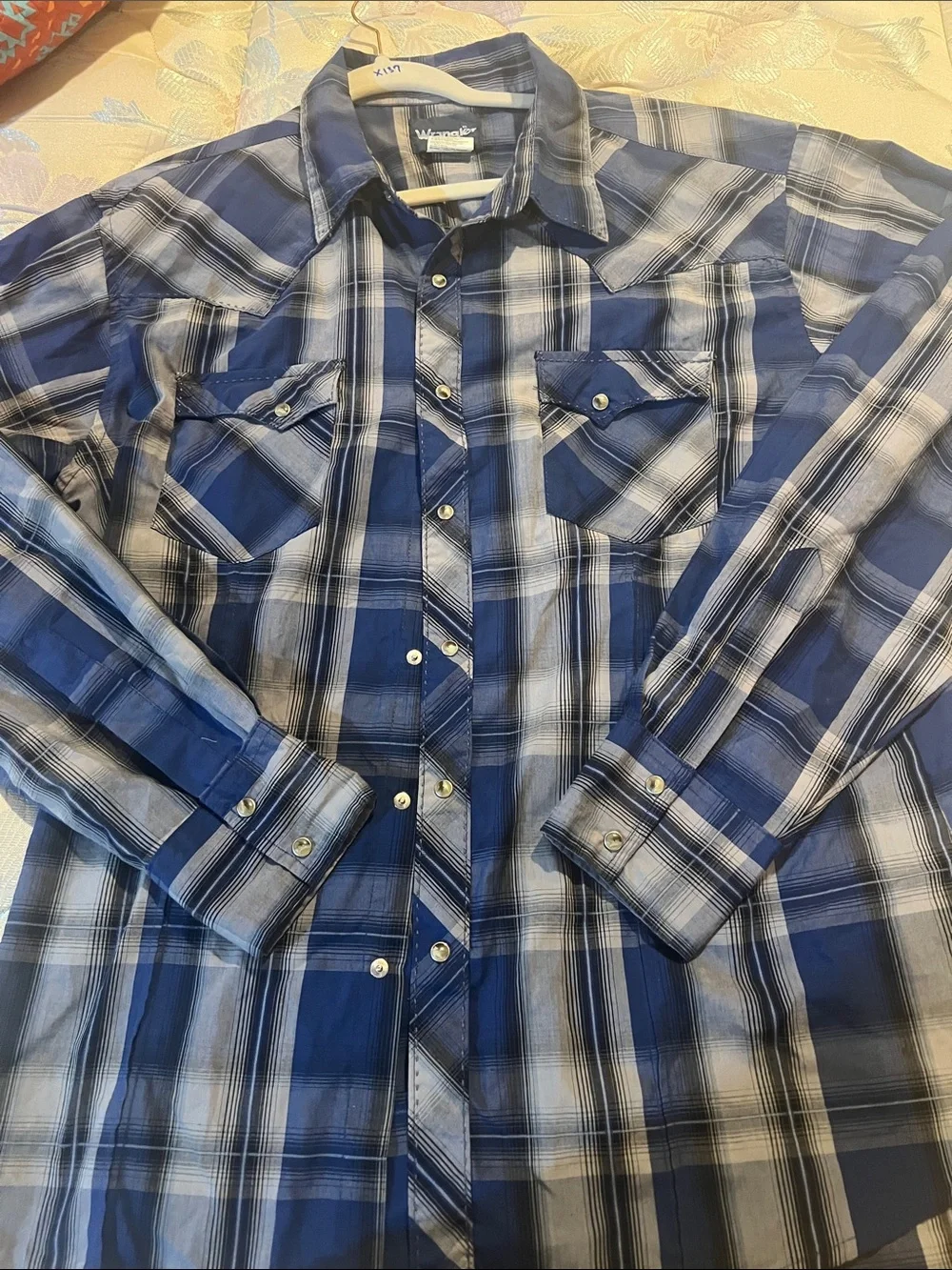 Wrangler Blue and White Plaid Button-Down Shirt